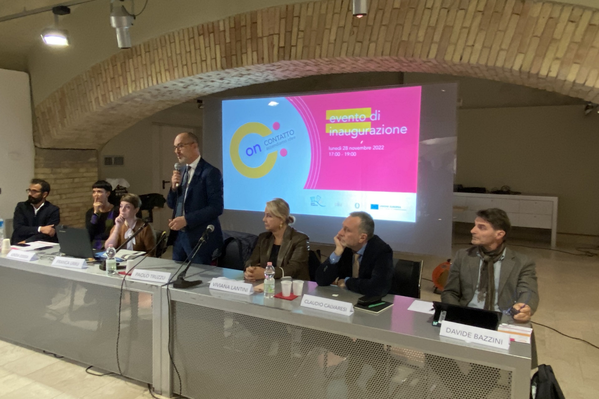 Il tavolo dei relatori