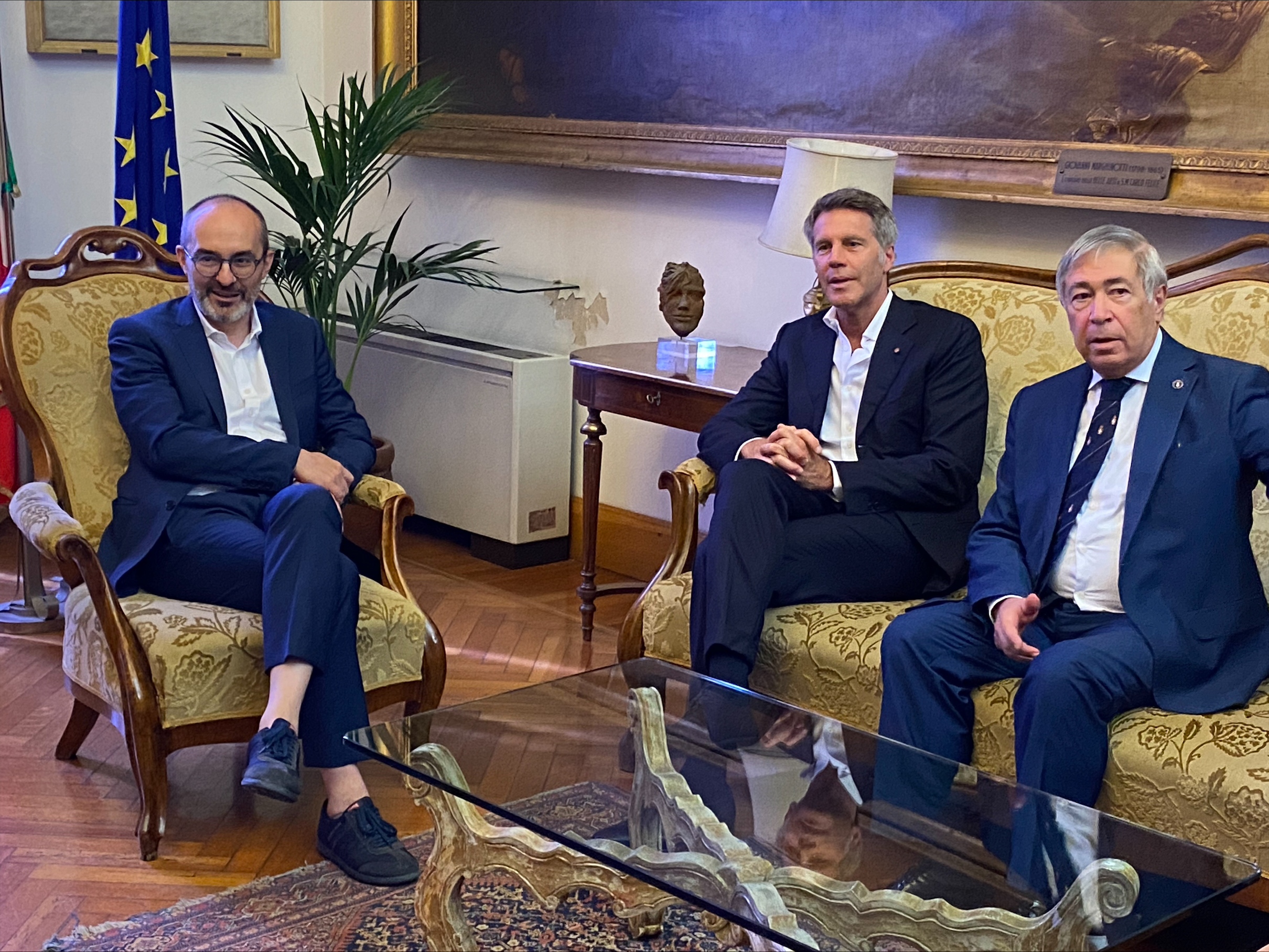 Il sindaco Truzzu con il principe Emanuele Filiberto di Savoia