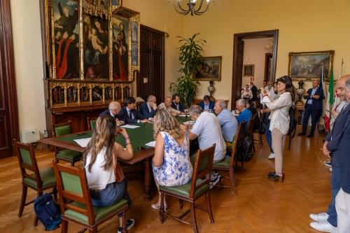 presentazione progetto nuovi bus elettrici