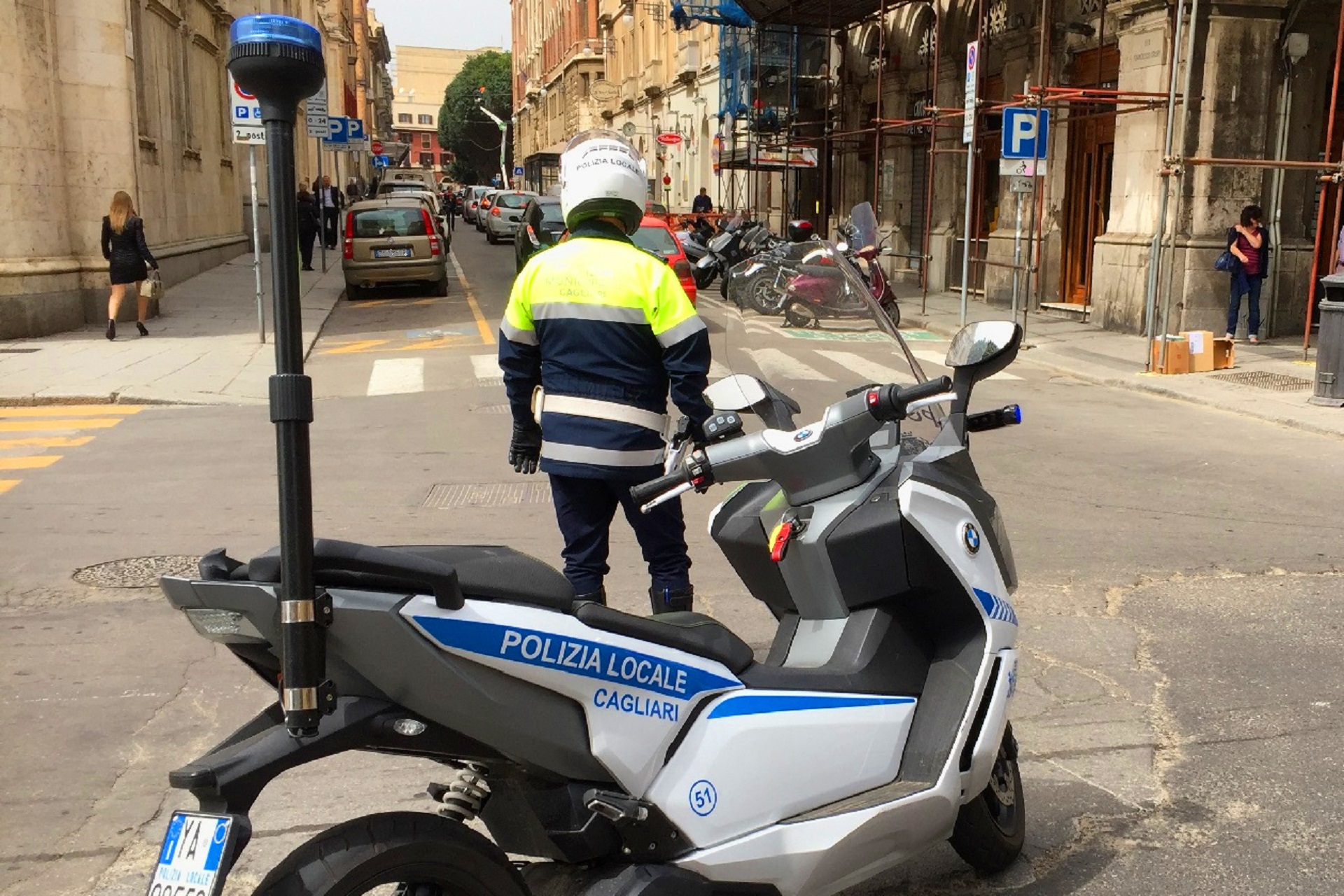 Polizia Locale Cagliari - controllo traffico (archivio)