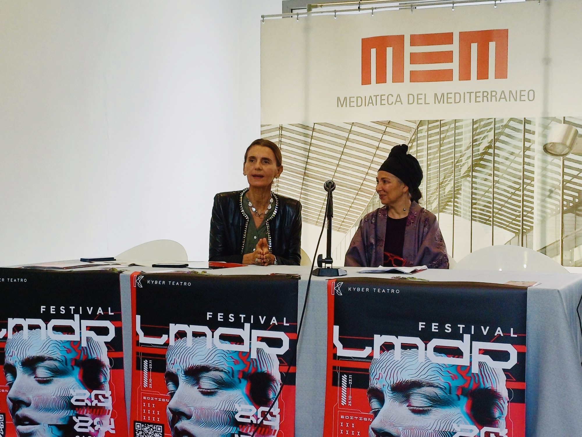 Maria Francesca Chiappe con Ilaria Nina Zedda