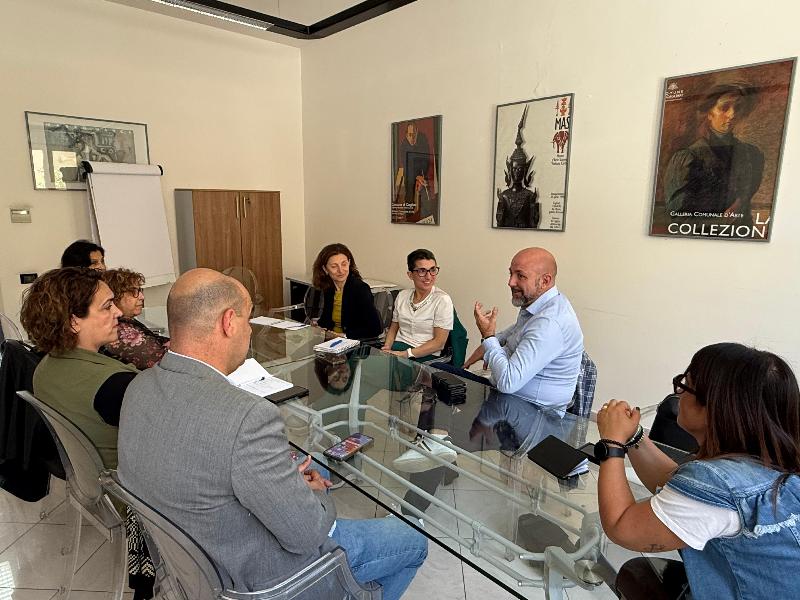 Giulia Andreozzi all'incontro con i rappresentanti sindacali