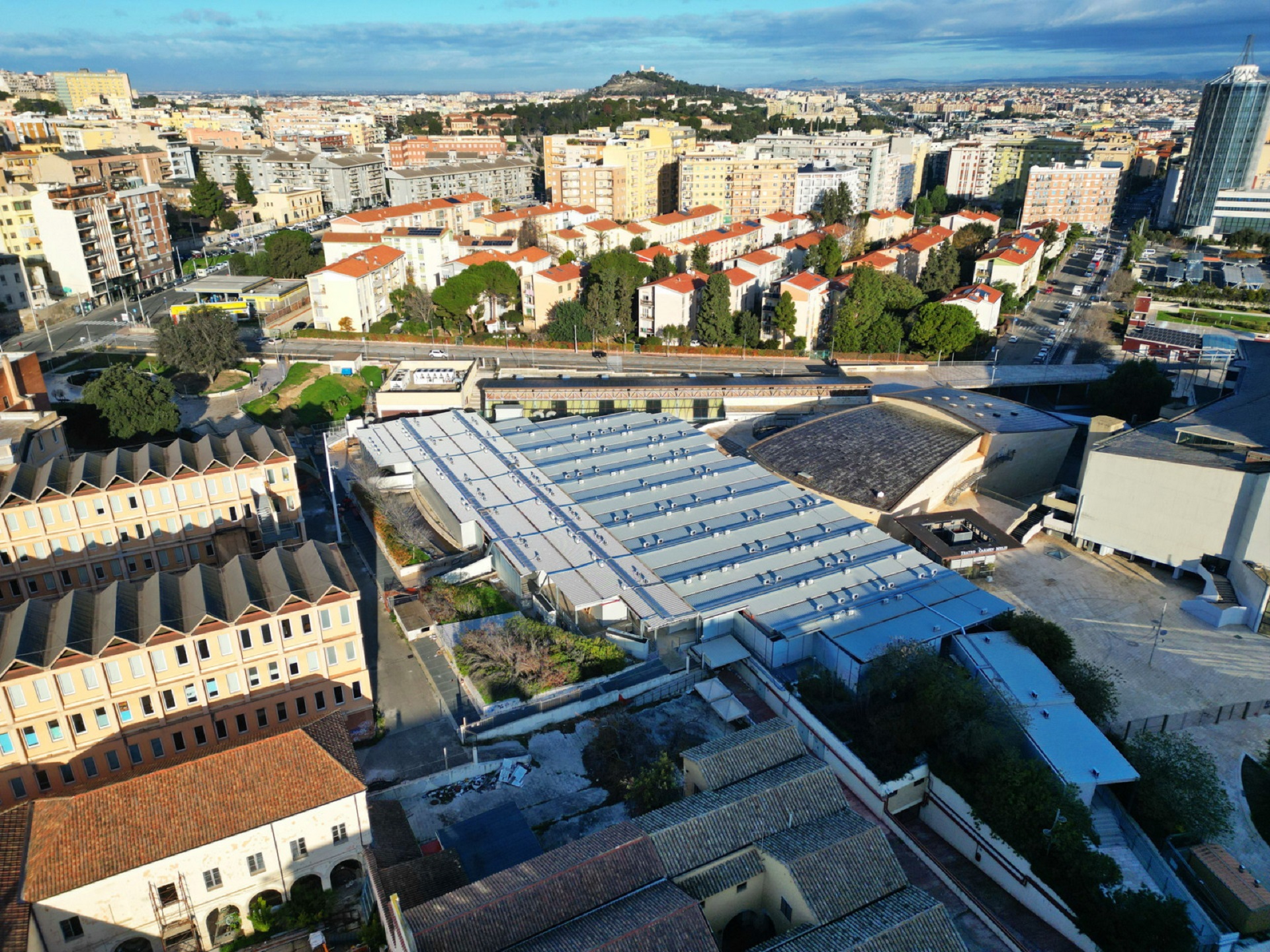 Cagliari -Mercato provvisorio piazza Nazzari