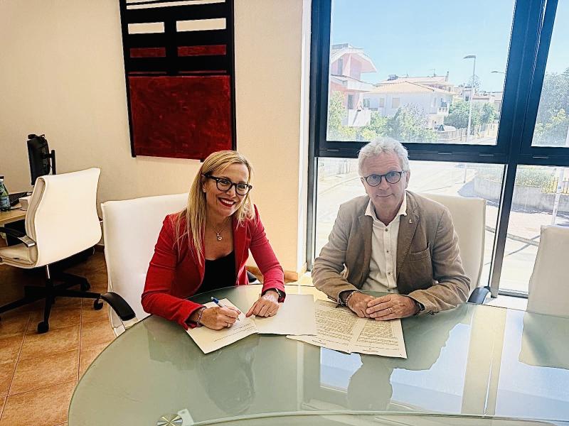 L'assessora Giua Marassi con Antonio Cau