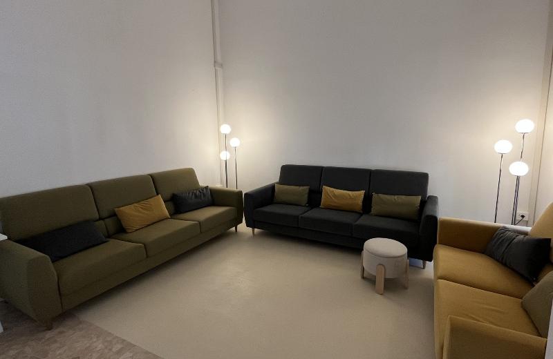Gli ambienti rinnovati del nuovo Centro di Quartiere di Pirri
