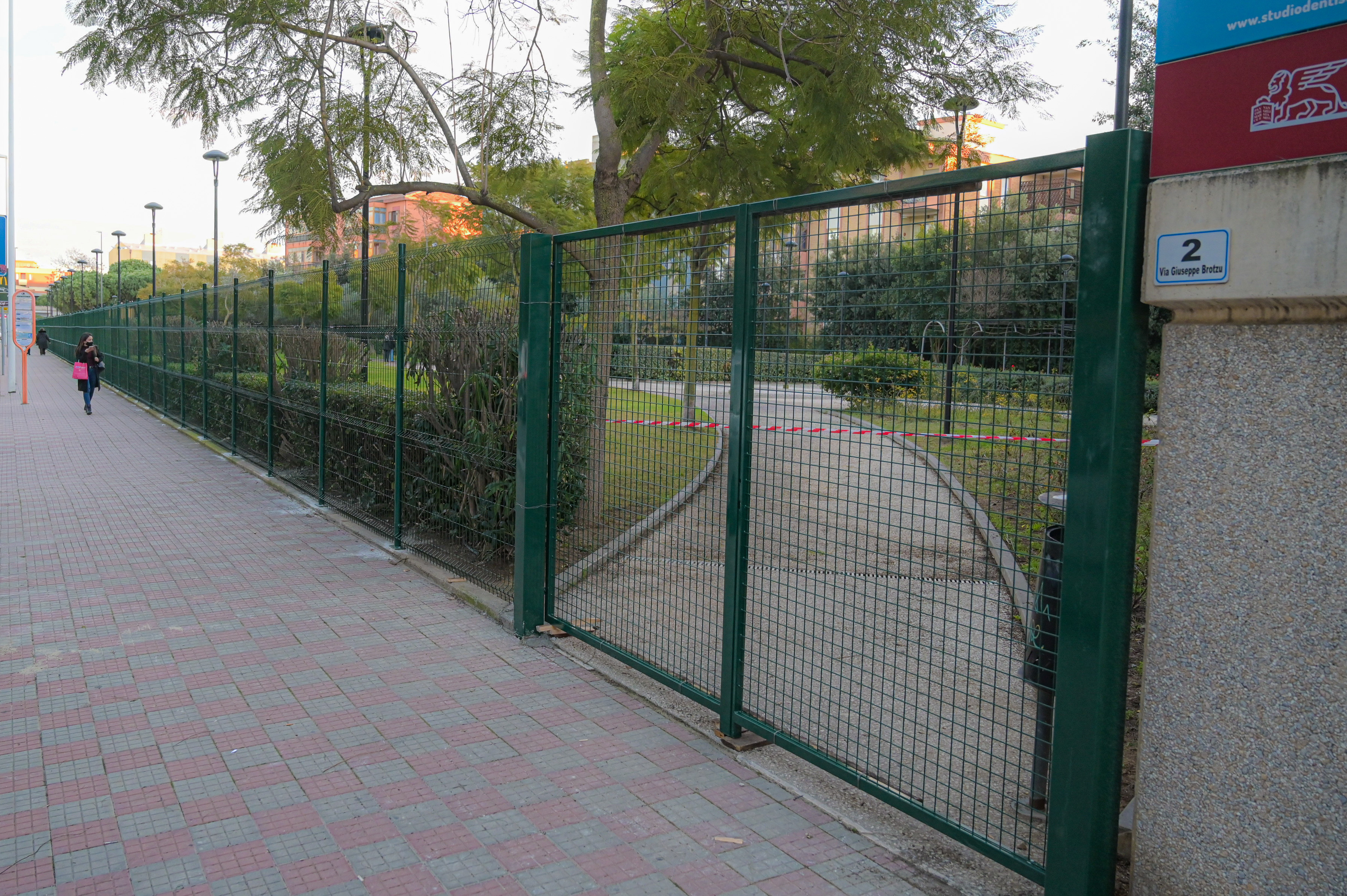 Cagliari - Giardino di quartiere vie Brotzu e Piero Della Francesca