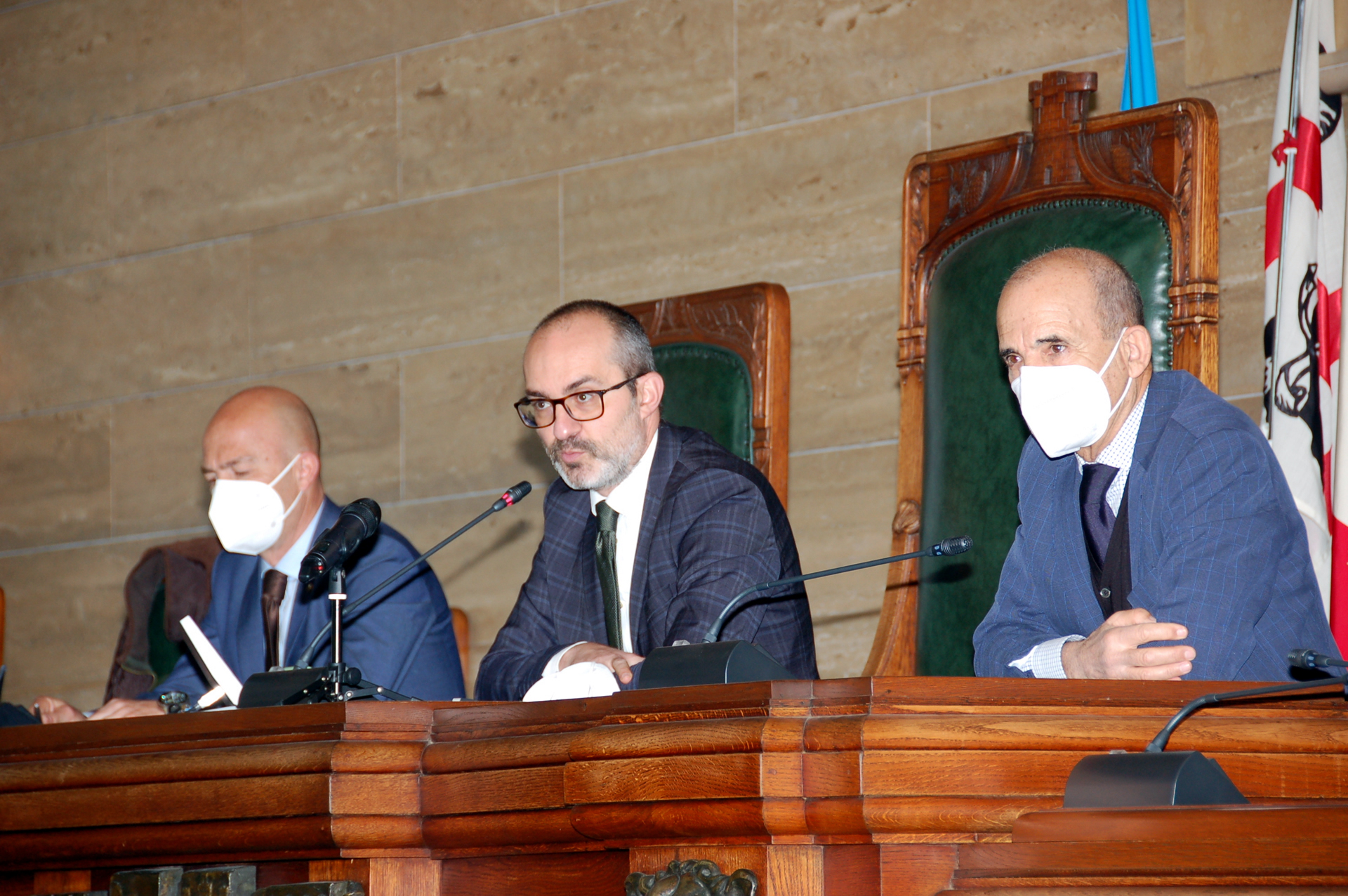 Il sindaco Truzzu e l'assessore Mereu: presentazione sondaggio Viale S. Avendrace