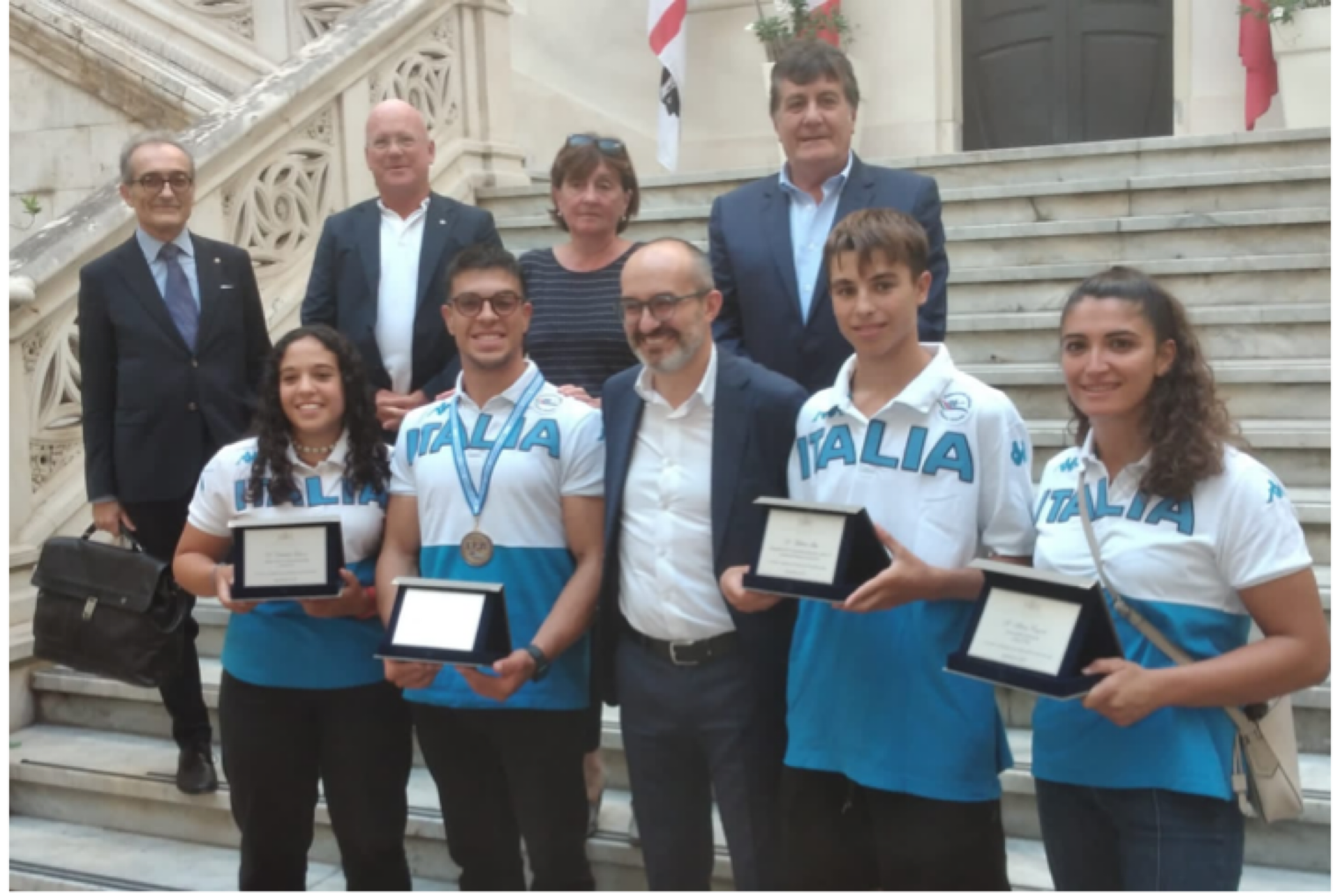 Foto di gruppo in Municipio