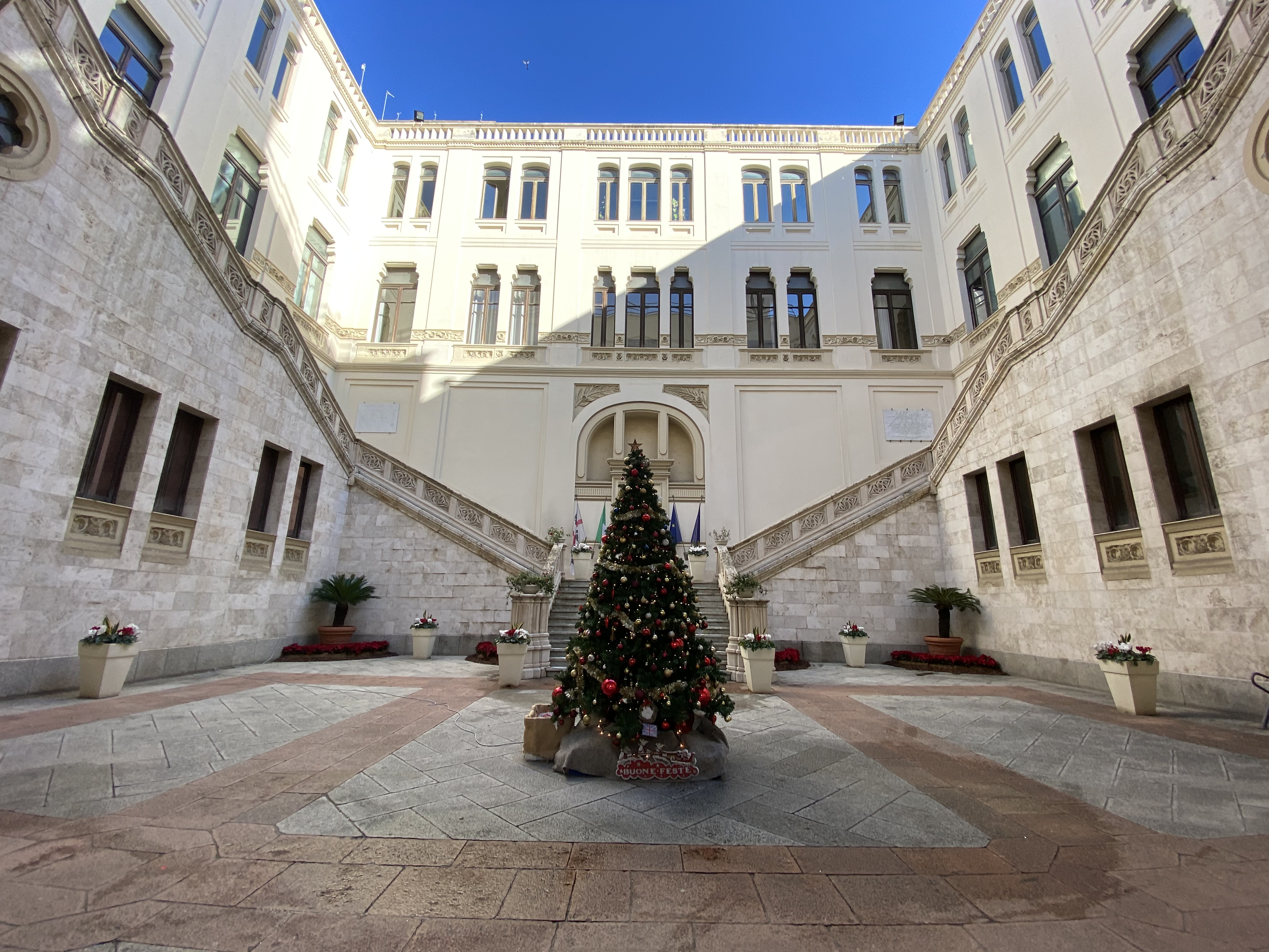Cagliari - Albero di Natale al Palazzo Bacaredda