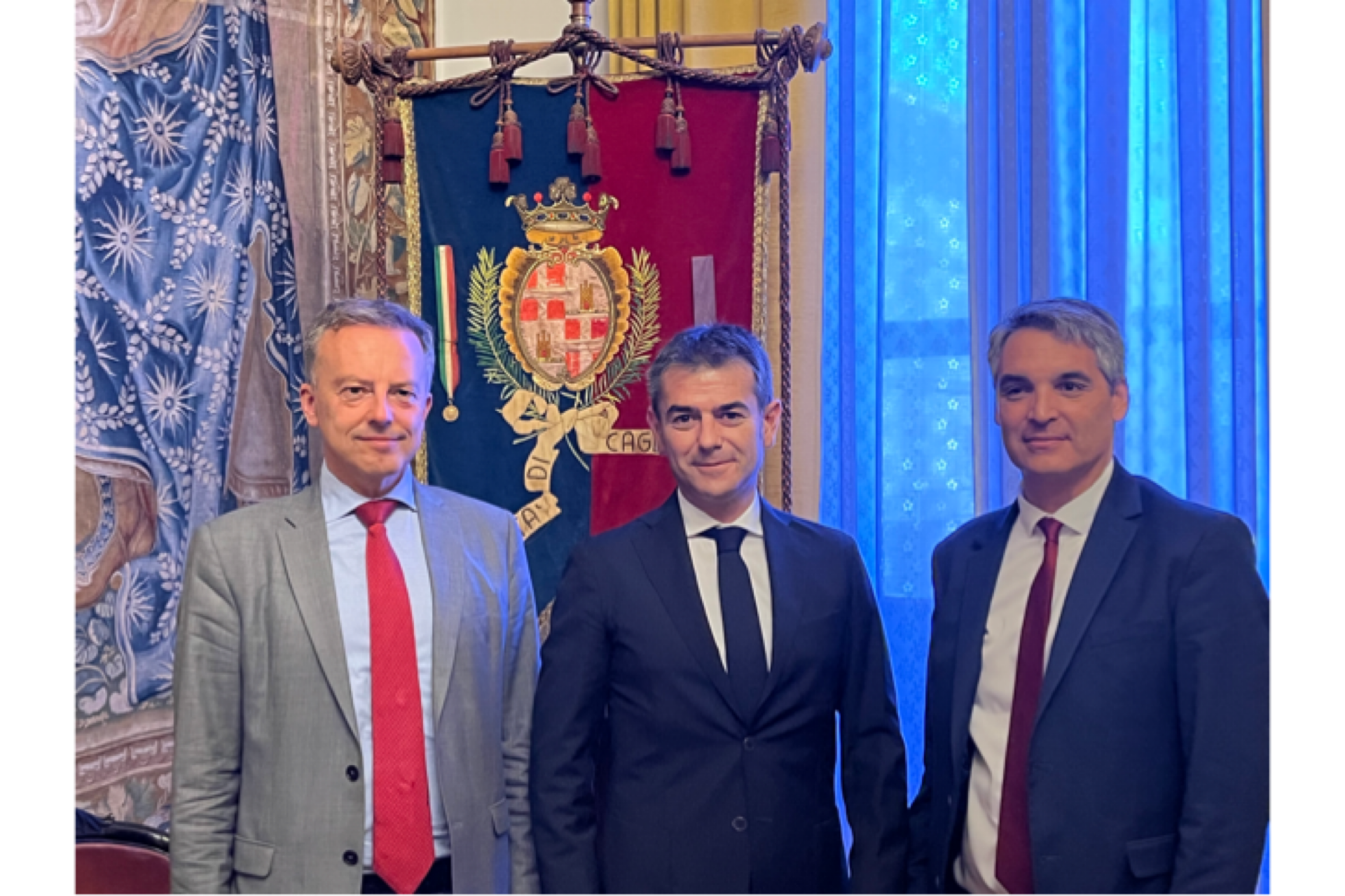 Il Sindaco Massimo Zedda e la delegazione francese guidata dall’Ambasciatore Martin Briens