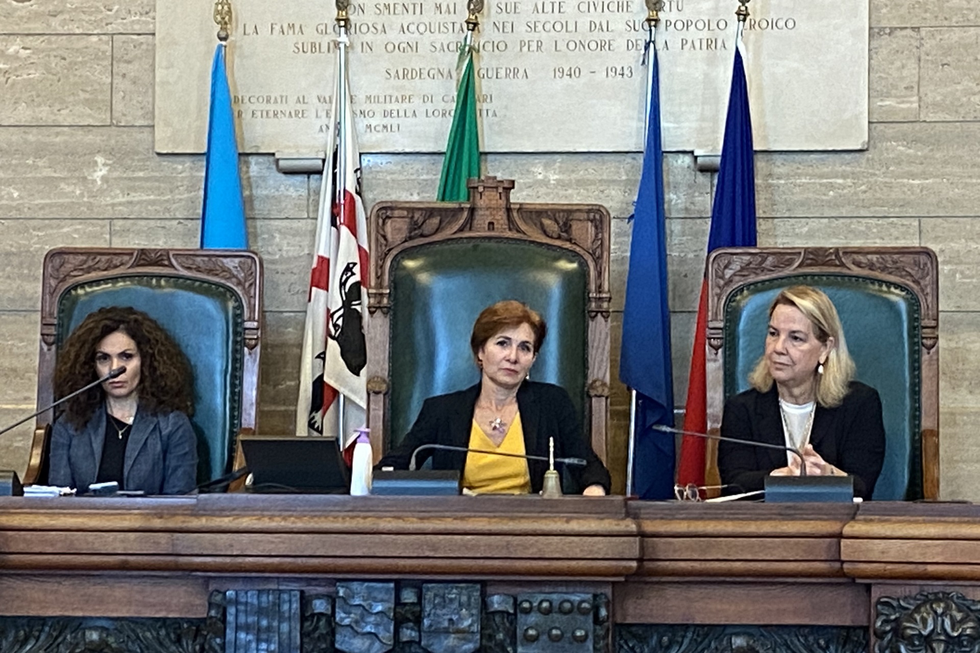 Un momento della seduta della commissione