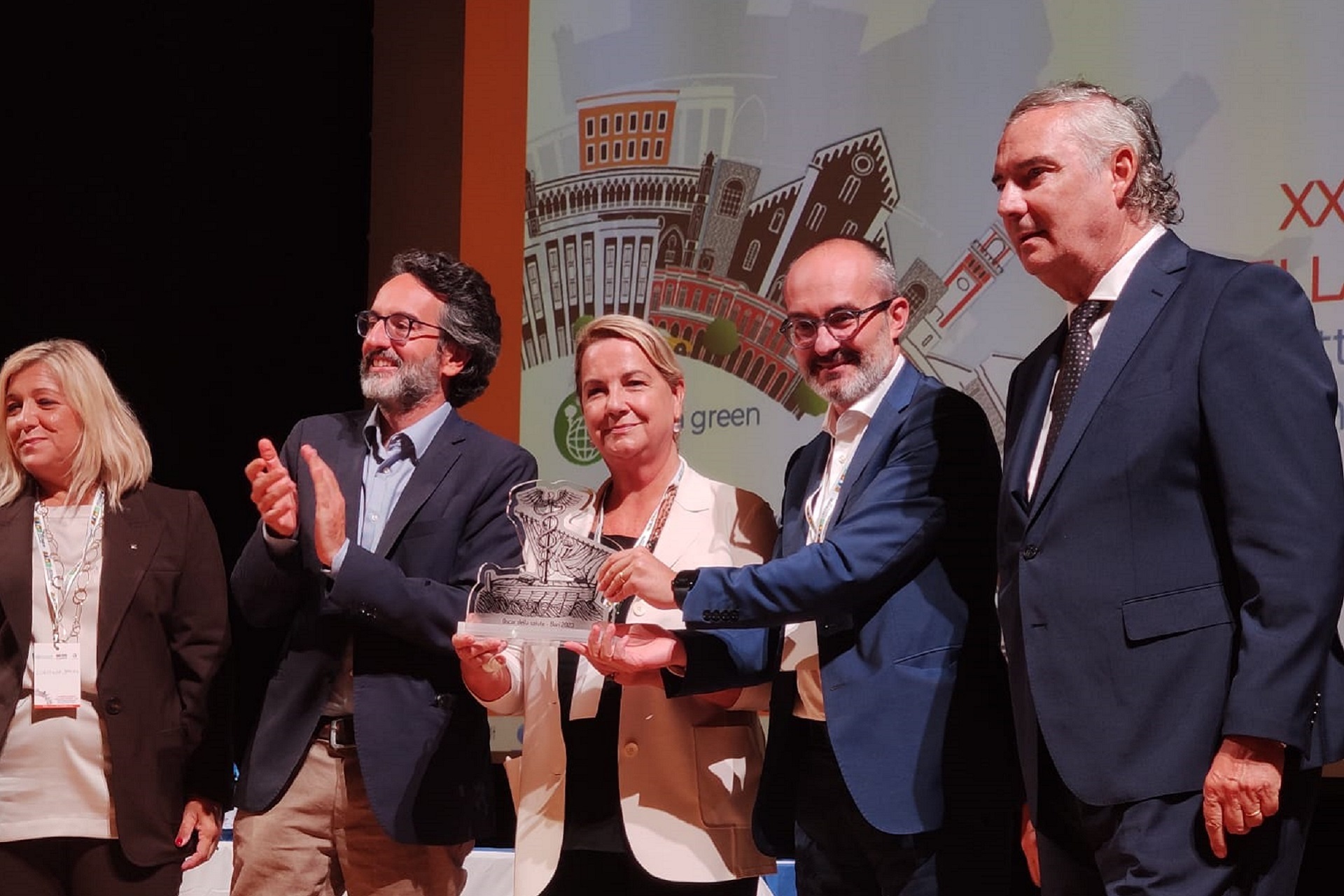 Il momento della premiazione dell'Oscar della Salute