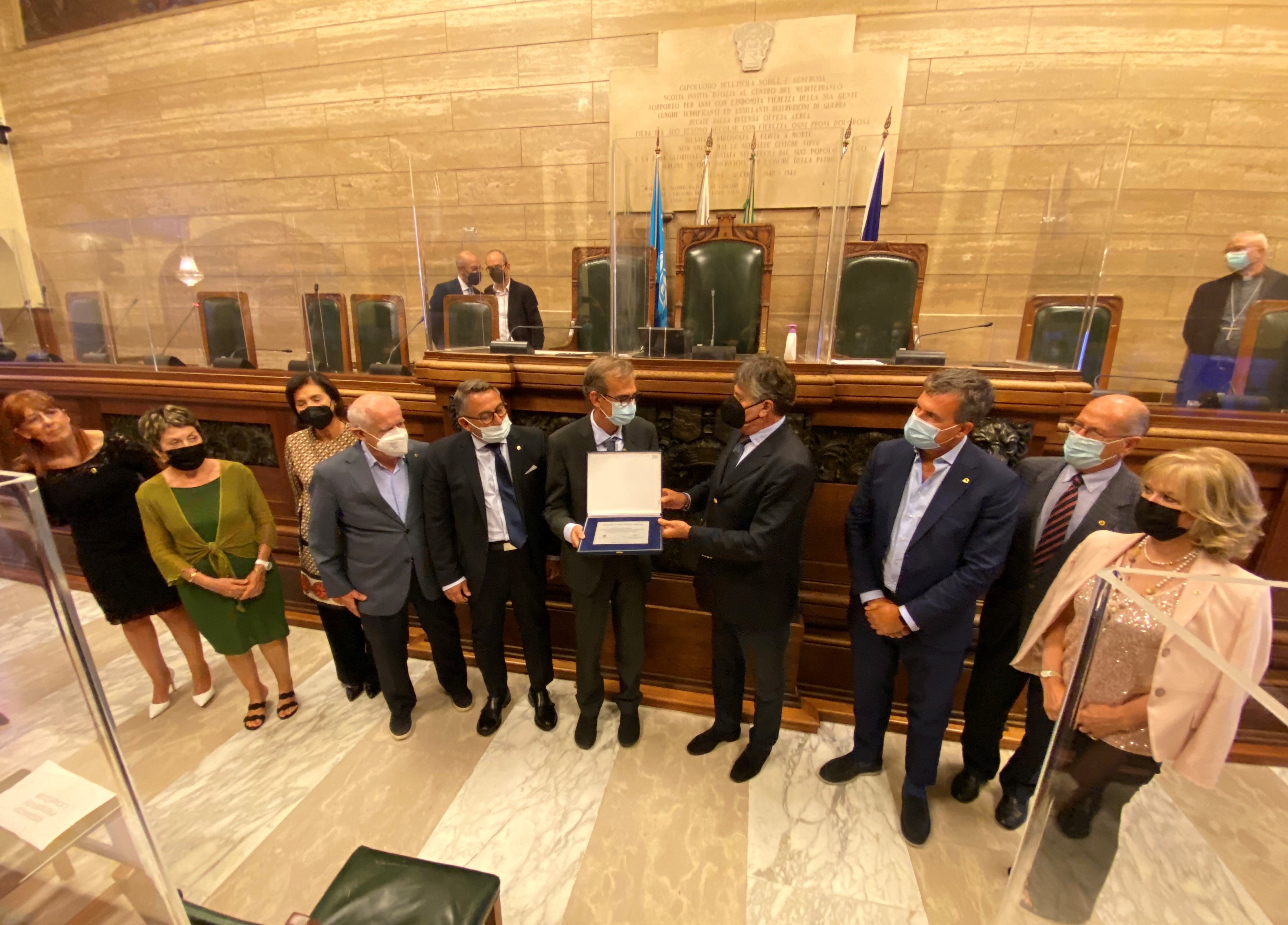La cerimonia in Sala consiliare