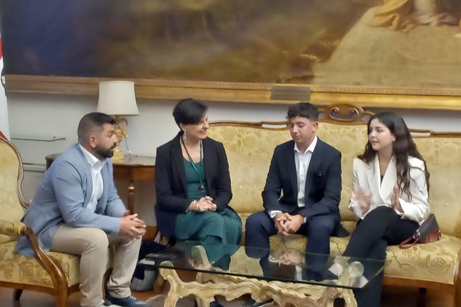Marco Benucci, Marzia Cilloccu ricevono gli studenti Giovanni Boi e Clementina Balletto