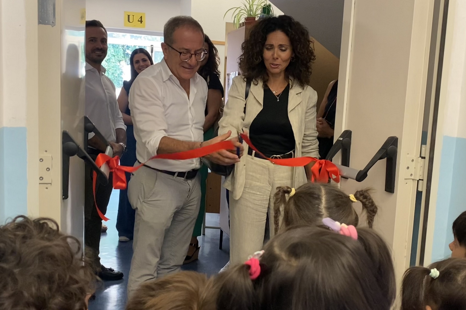 Marina Adamo inaugura la mensa della San Giuseppe di Pirri