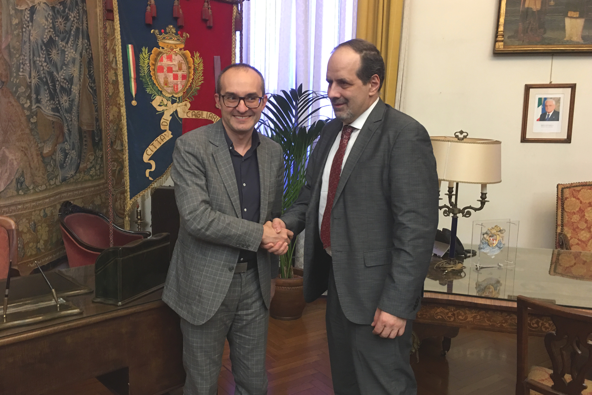 Il sindaco Paolo Truzzu e il direttore regionale dell'INPS Alessandro Tombolini