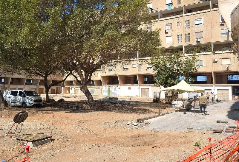 I lavori in piazza Lao Silesu, nel quartiere di Sant'Elia