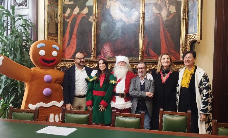 La presentazione in Municipio dei mercatini tradizionali di Natale