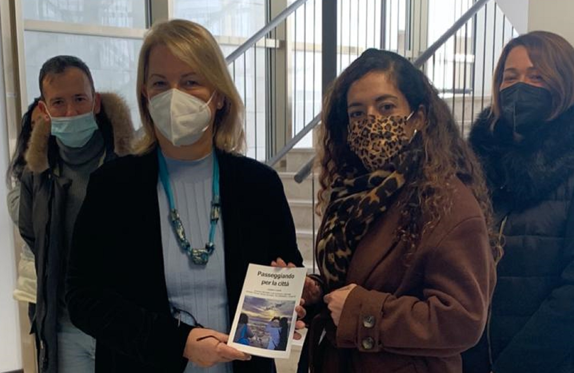 Viviana Lantini e i rappresentanti di Agape