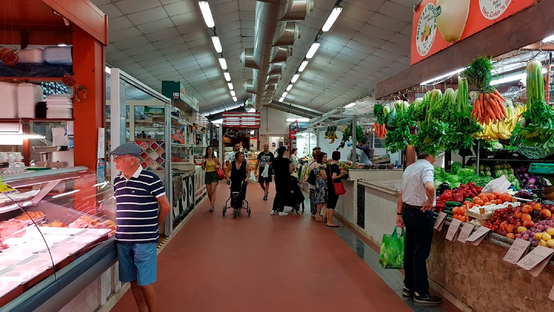 Mercato Is Bingias, interno