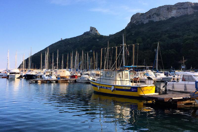 Marina Piccola e la Sella del Diavolo