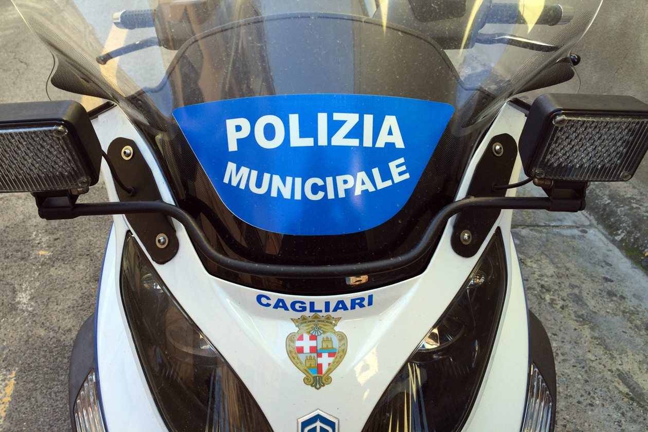 Un mezzo della Polizia Locale